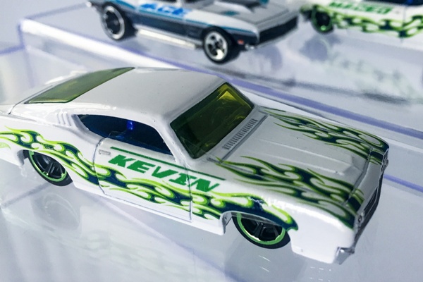 custom hot wheels maker